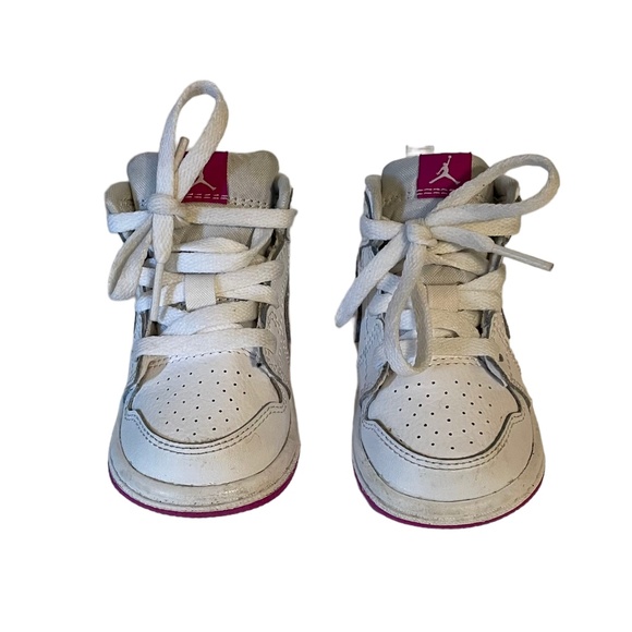 Nike Jordan Jumpman 1 Mid Rise Toddler Sneakers White & Fuschia Size 4 (Childs) - Picture 3 of 14